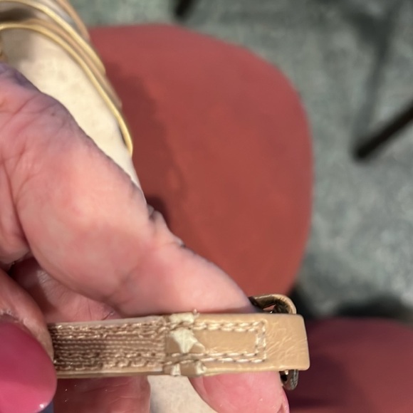 J 41 Adventure Gold Tone Wedge Sandals Size 8 - Picture 8 of 13